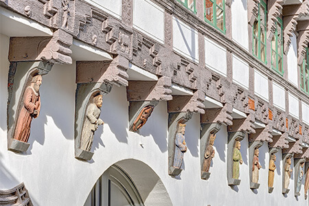 Koksnes atjaunošana